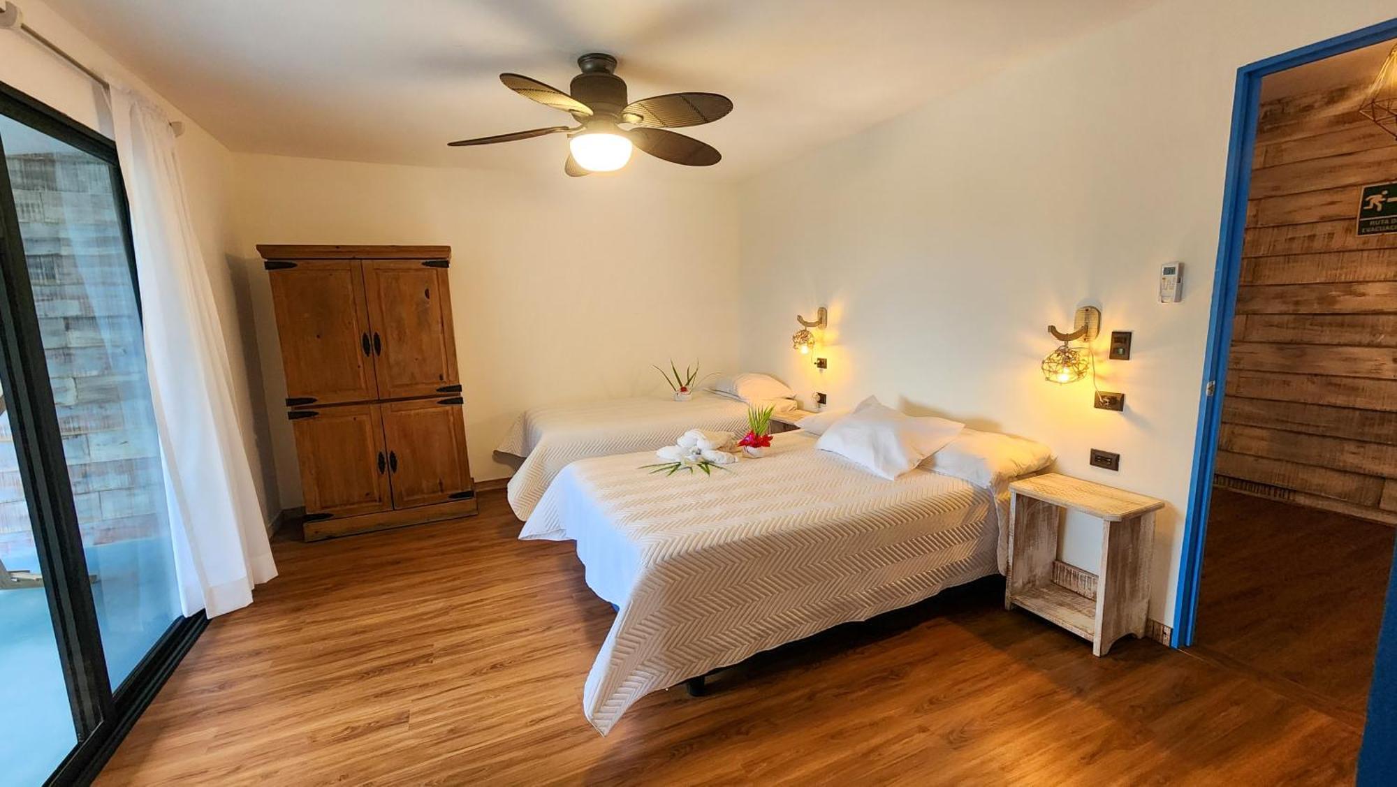 La Puesta Del Sol B&B Puerto Carrillo Dış mekan fotoğraf